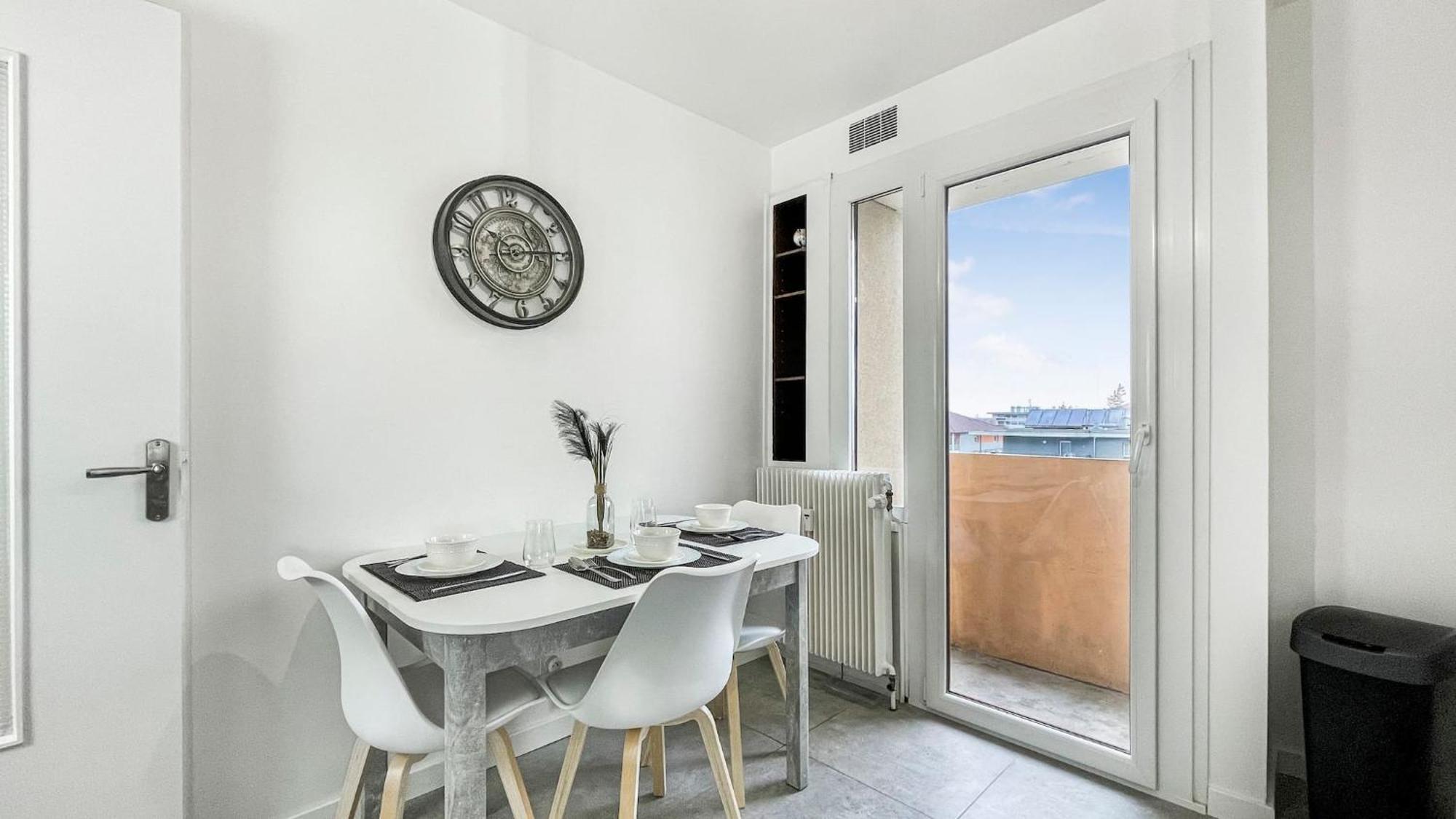 Homey La Coloc Mugi - Colocation Haut De Gamme - Chambres Privees - Balcon - Wifi Et Netflix - Proche Transports Commun Annemasse Exteriér fotografie
